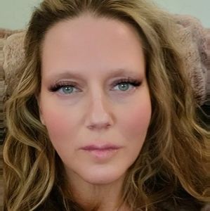 Meet your Posher, Liz